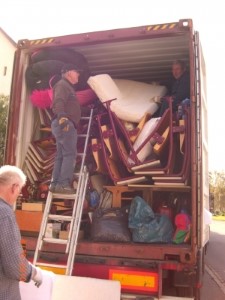 2010 Schulen fuer Gambia leistet Soforthilfe nach starken Regenfaellen2